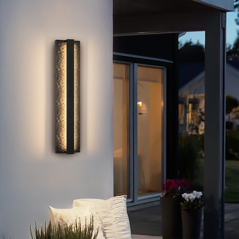 Luminaire mural d'extérieur à DEL rectangulaire noir mat 18,5 po Jayeda, 18,5 po de hauteur