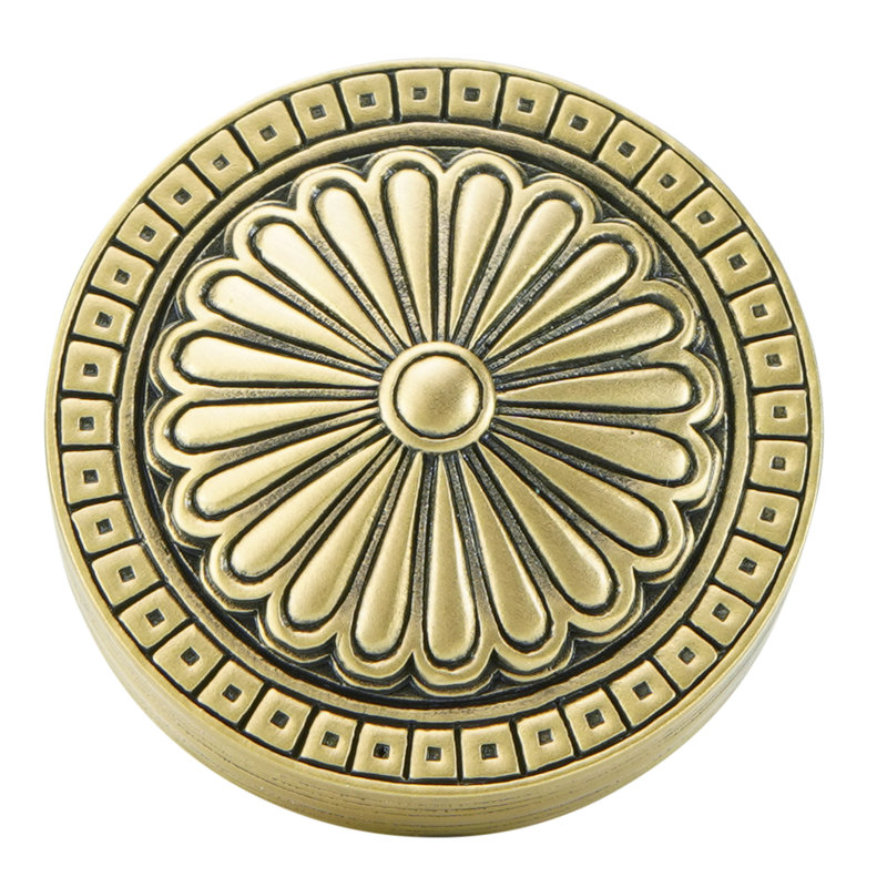 LAKEWOOD KNOB; MUSEUM GOLD PLATE, Gold