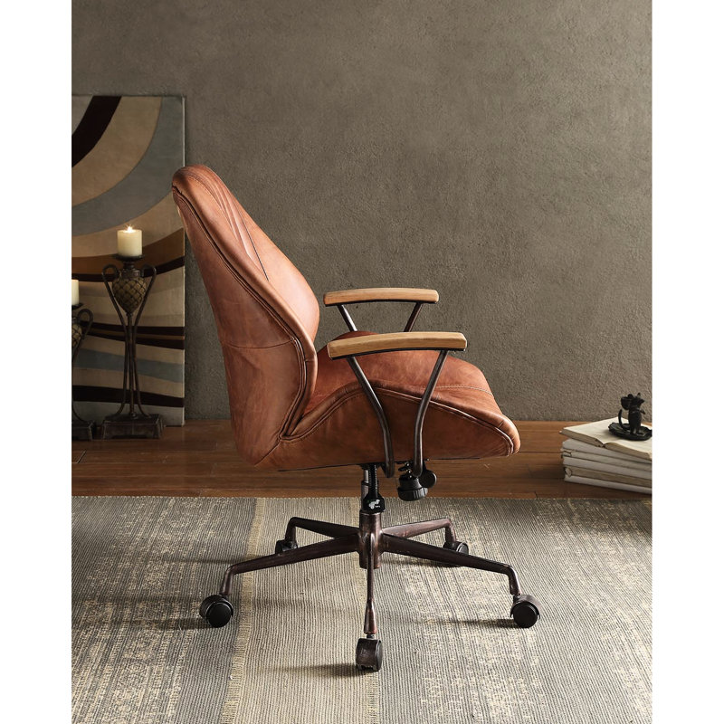Innovation en matière de sièges de bureau en cuir - support ergonomique, siège réglable, structure en métal, chaise de style élégant de style professionnel, fonction pivotante et relevable, base, confortable