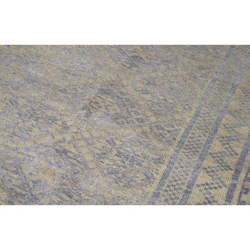 La Ciel Wool Damask Area Rug