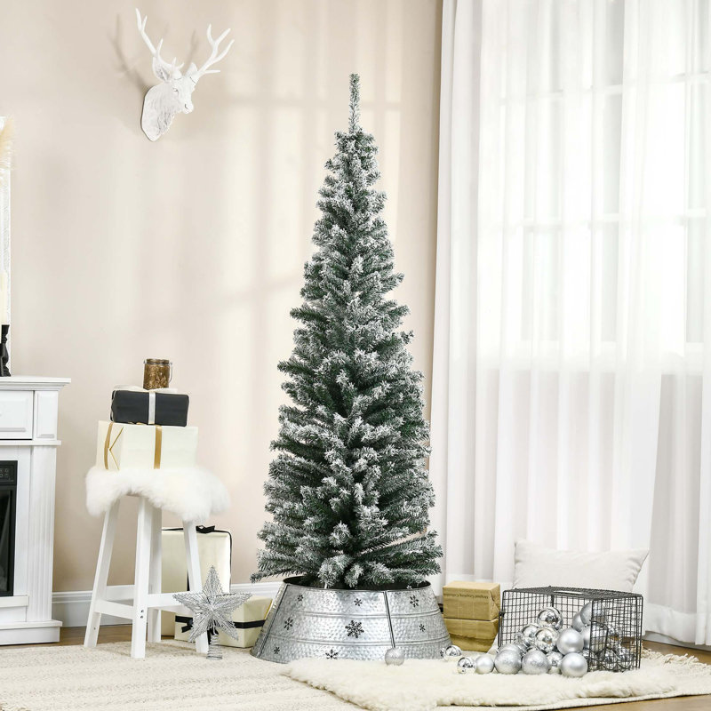 Arbre de Noël artificiel mince enneigé 6 pi avec branches réalistes et 492 pointes
