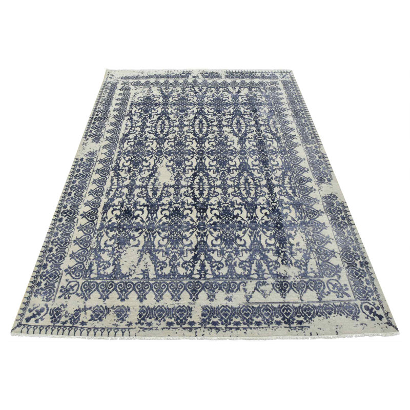 Tapis bleu unique de 8 pi 1 po x 10 pi 5 po