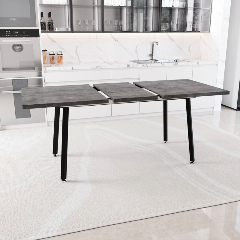 Table de salle à manger rectangulaire, extensible pour 4 à 6 personnes, grise avec pieds en métal noir, style industriel médiéval Cuisine et maison 55,03 70,87 po, utilisation quotidienne