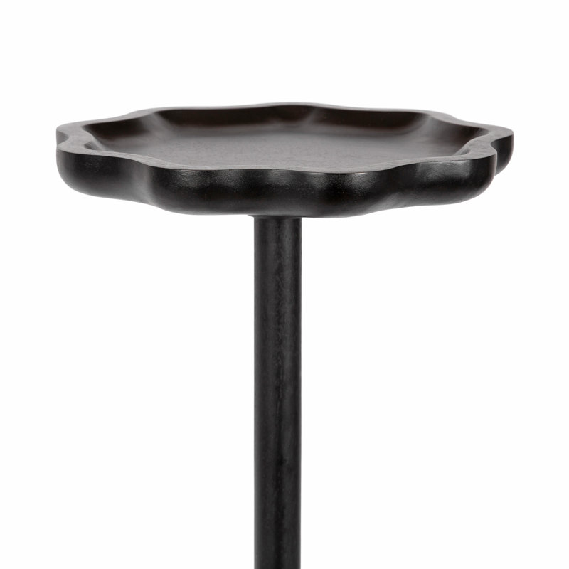 Table ronde Alezar, Black