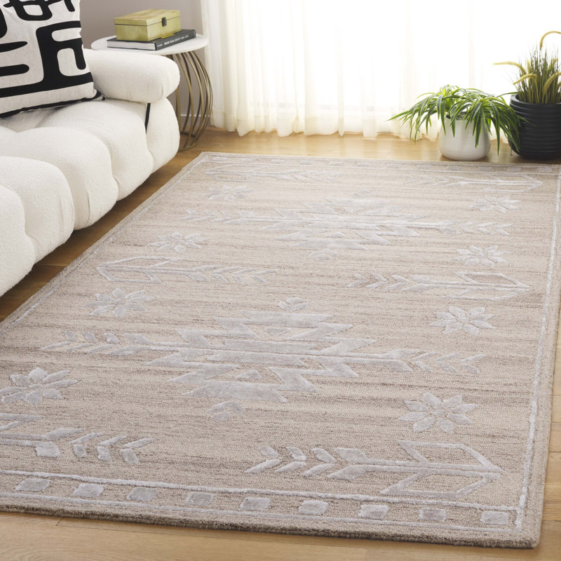 Soho 659 Hand Tufted Wool/Viscose/Cotton Moroccan Rug in Beige/Ivory, Rectangle 5' x 8'