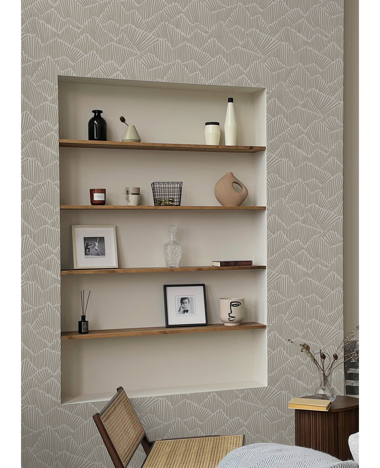 Adames Modern Peel & Stick Geometric Wallpaper, Beige