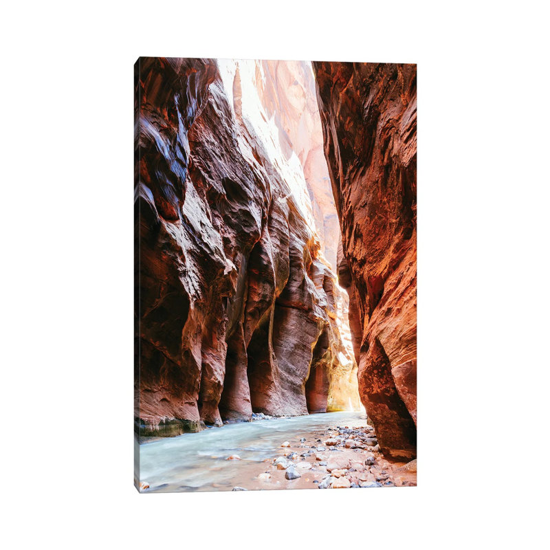 «The Narrows, Zion I» par Matteo Colombo - reproduction de photo, H 12 po x l 8 po x P 0,75 po, Toile tendue, Aucun mat