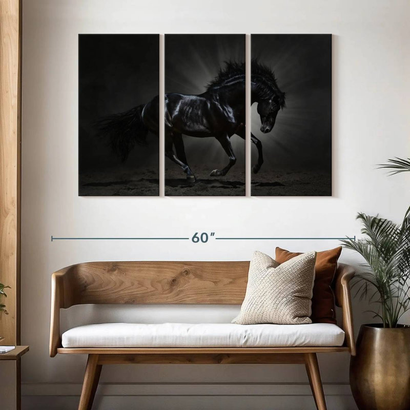 Cheval noir élégant, H 32 po x l 50 po