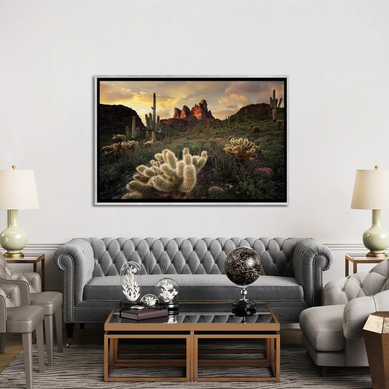 Arizona Desert Sunset, Toile argentée avec cadre flottant, H 40 po x l 60 po x P 1,5 po