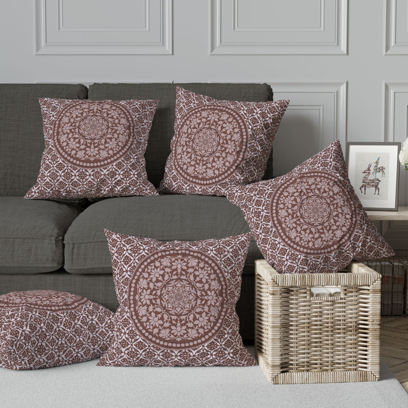 Oreiller circulaire complexe avec housse amovible, H 18 po x l 18 po, Rouge / mauve