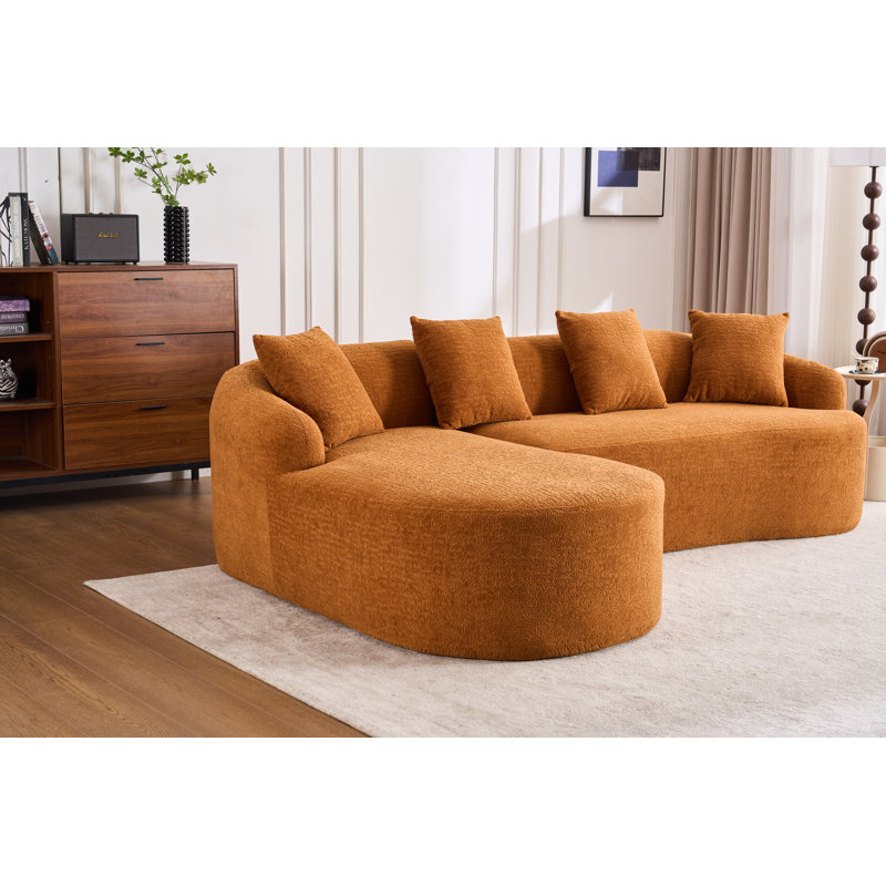 Canapé Chumenti, Chenille orange, H 28 po x l 99 po x P 23 po