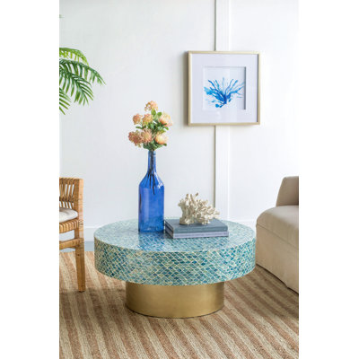 Table basse cylindrique 35 pi x 35 po x 16 po avec base en piédestal doré