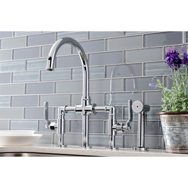 Robinet de cuisine pont de style industriel Whitaker Kingston avec douchette en laiton, laiton antique, Chrome poli, Lever
