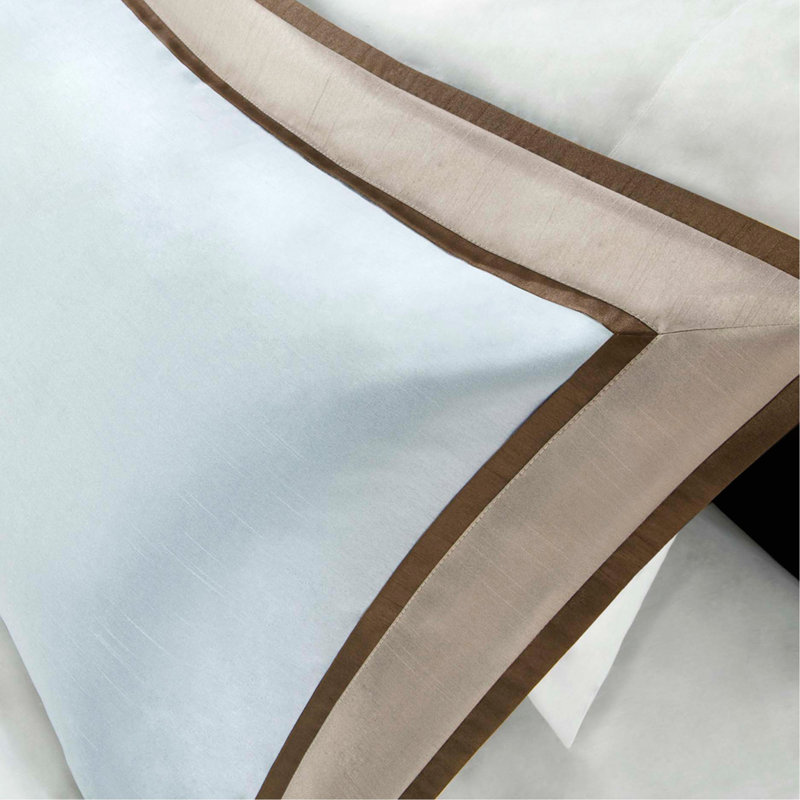 Ensemble d'édredon 7 pièces Hotel Collection en bleu, hypoallergénique et facile à entretenir