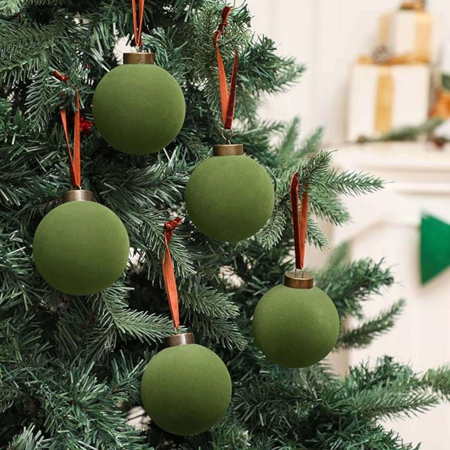 The Holiday Aisle® 3" Velvet Bauble, Green