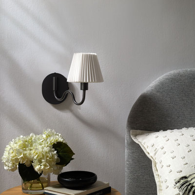 Applique murale ondulée noire Wave
