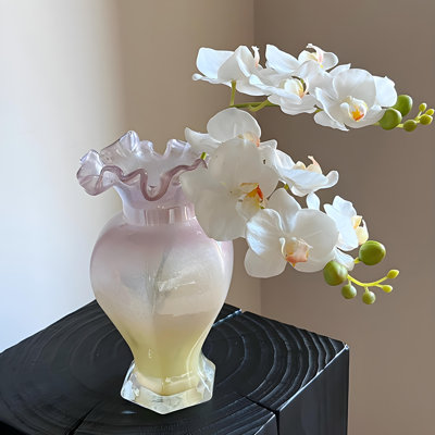 Ornements de fleurs simulées
