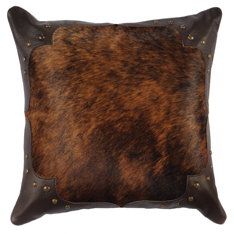 Coussin Wooded River