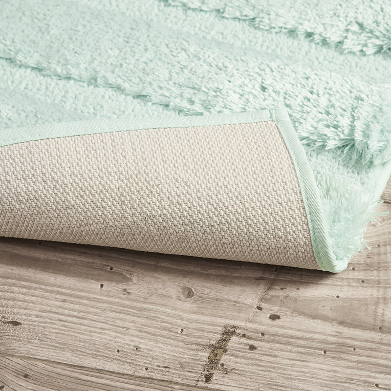 Tapis pour salle de bain 17 x 24 po, rayé, doux au toucher, décoloré et teint, envers antidérapant, lavable à la machine pour un tapis élégant, 100% filé à la machine, capitonné, lustré et dorsal, par