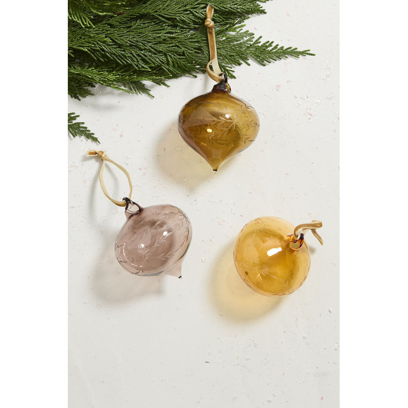 Etched Bauble Ornament 3"x 3.25", Amber