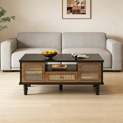 Table basse vintage avec rangement en verre et rotin