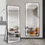 Miroir vertical pleine longueur illuminé à DEL avec gradation, cadre en aluminium mince et support mural, 64 po x 21 po