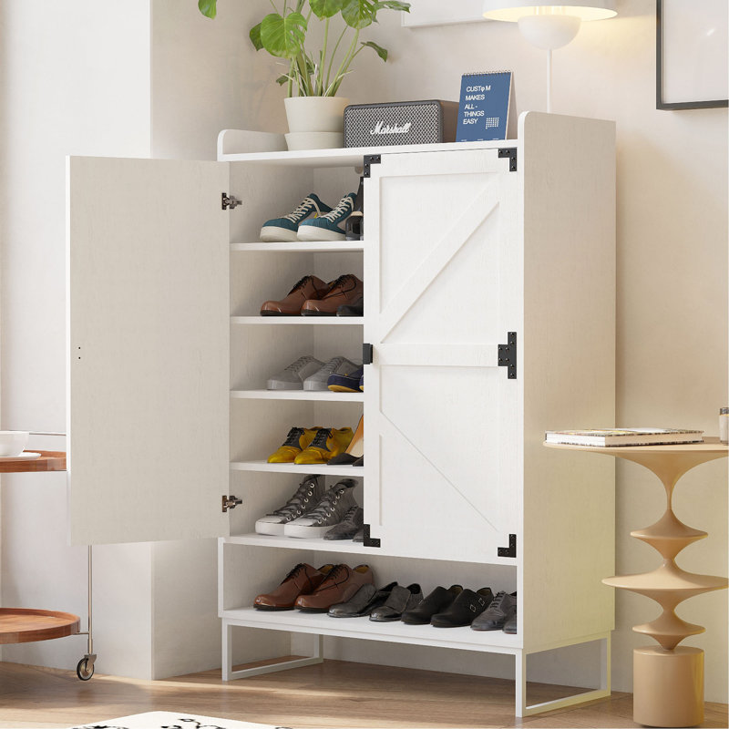 Range-chaussures avec portes