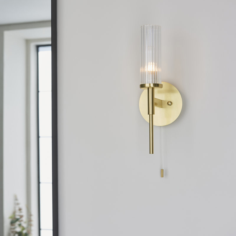 Ewelina Armed Sconce