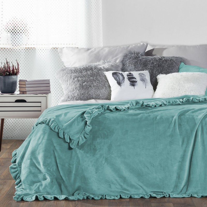 Buckhurst Polyester No Pattern Bedspread, Light Turquoise