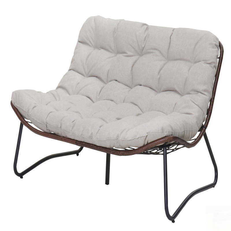Canapé de patio avec osier résistant aux intempéries, coussins épais et structure résistante à la rouille pour un confort et une durabilité à l'extérieur