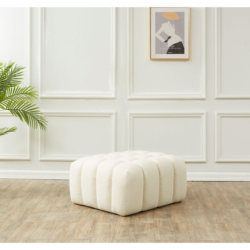Repose-pieds de cocktail rectangulaire capitonné de 35,6 po de largeur , Crème