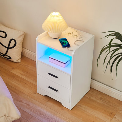 Ninna 38.6cm W Manufactured Wood Bedside Table