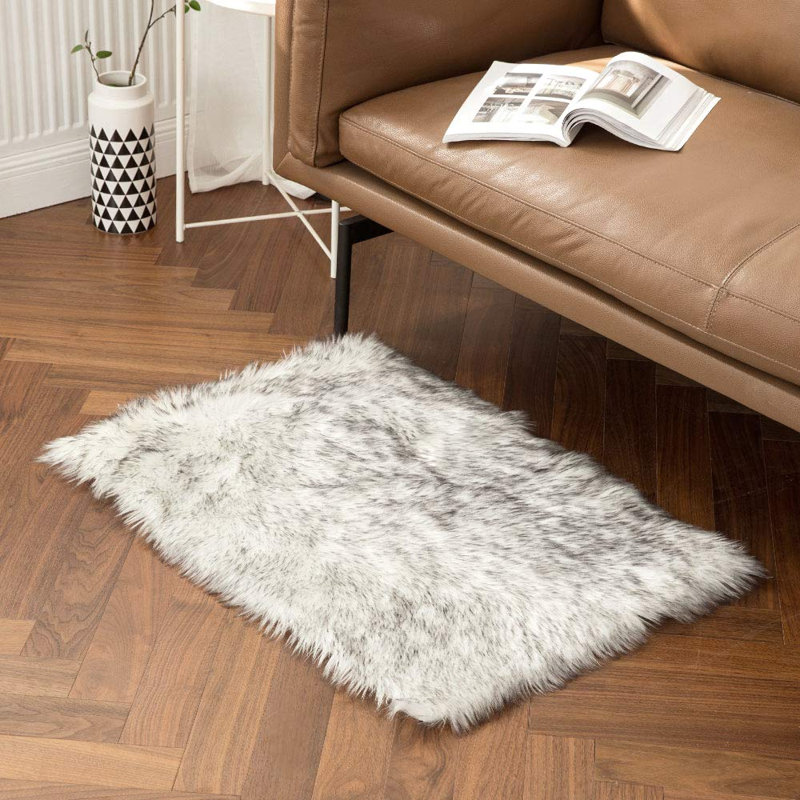 Tapis blanc à poils longs en fausse peau de mouton lavable, Rectangulaire 2 pi x 3 pi
