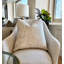 Housse de coussin en velours Vanilla Leaves-108655403