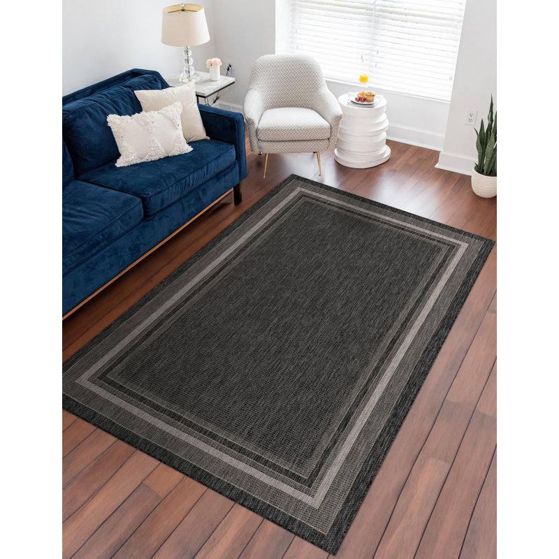 Tapis intérieur / extérieur Sevinc, Rectangle de 10 pi x 14 pi, Black