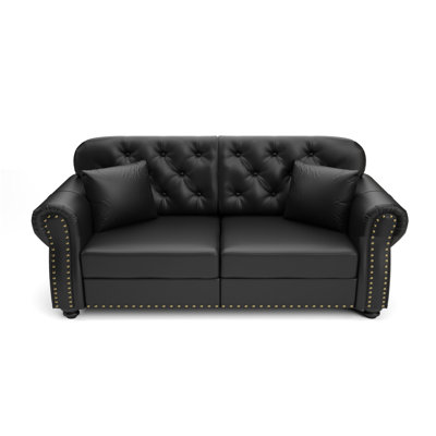 Canapé en similicuir de 63 po avec garniture cloutée et accoudoirs roulés de 63 po. Canapé Chesterfield de style Mid-Century capitonné, avec 2 coussins, noir