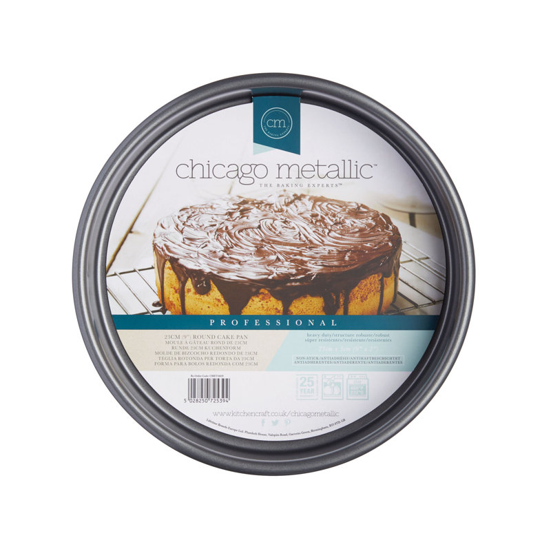 Chicago Metallic Professional 9-Inch Non-Stick Round Cake Pan