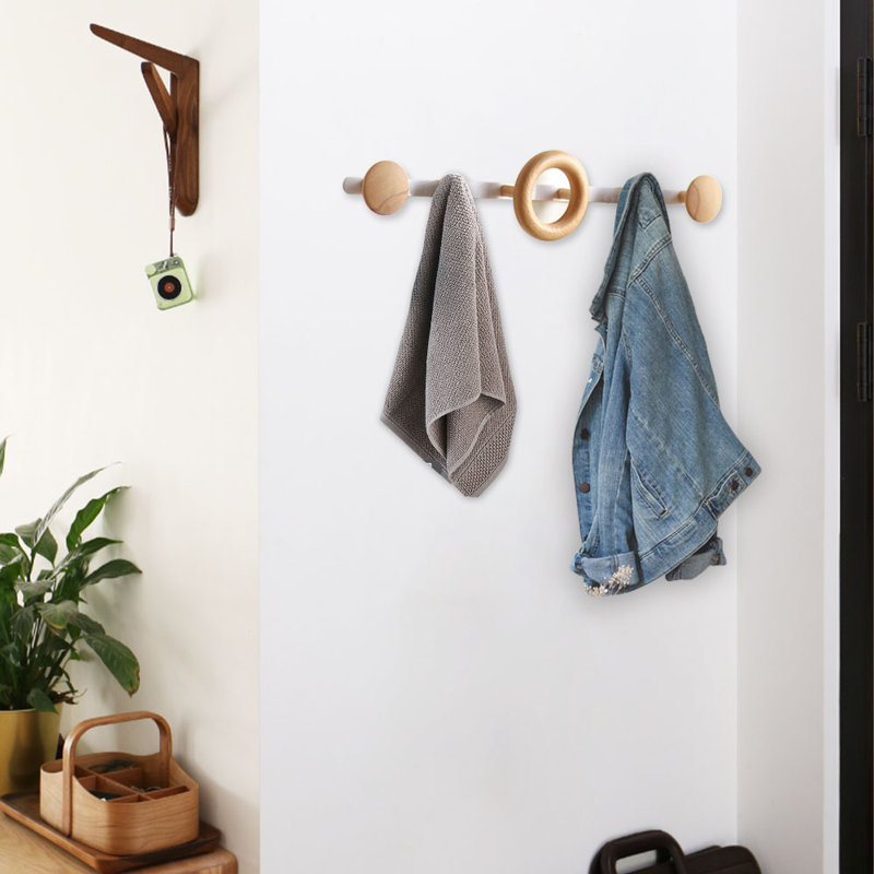 Porte-manteau mural en bois