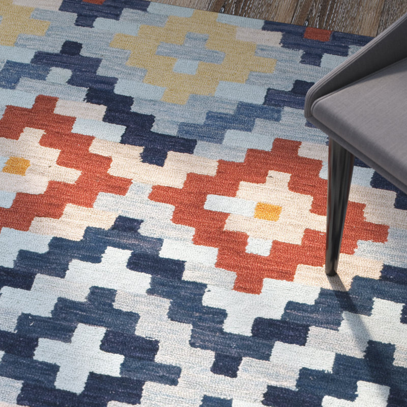 Aalyah Hand Hooked Wool Pile Southwestern Rug, Rectangle 5'3" x 8'3"