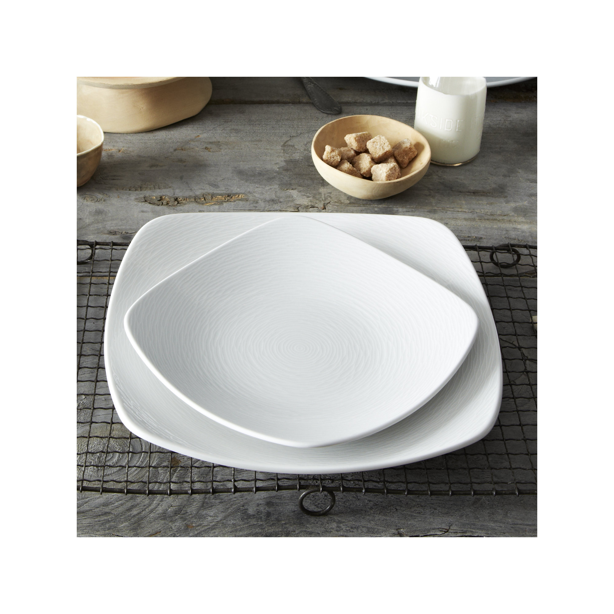Noritake Colorscapes Swirl 4-Piece Square Place Setting, Service for 1, White