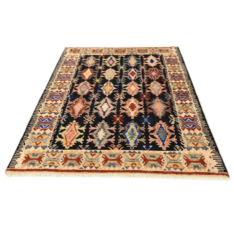 Tapis noir 5 Peters