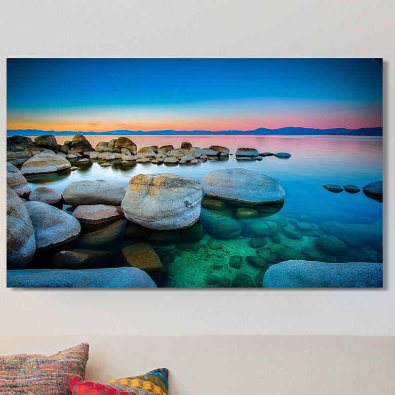 « blue eaux », reproduction de photo sur toile tendue, H 36 po x l 60 po x P 1,5 po