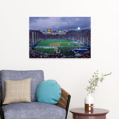 Spectateurs regardant un match de baseball, Los Angeles Dodgers, Los Angeles, Memorial Coliseum, Los Angeles, Californie, États-Unis, Contemporary City Architecture Art