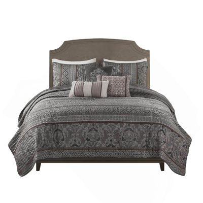 6-Piece Full/Queen 6 Piece Jacquard Quilt Set with Throw Pillows,Grey