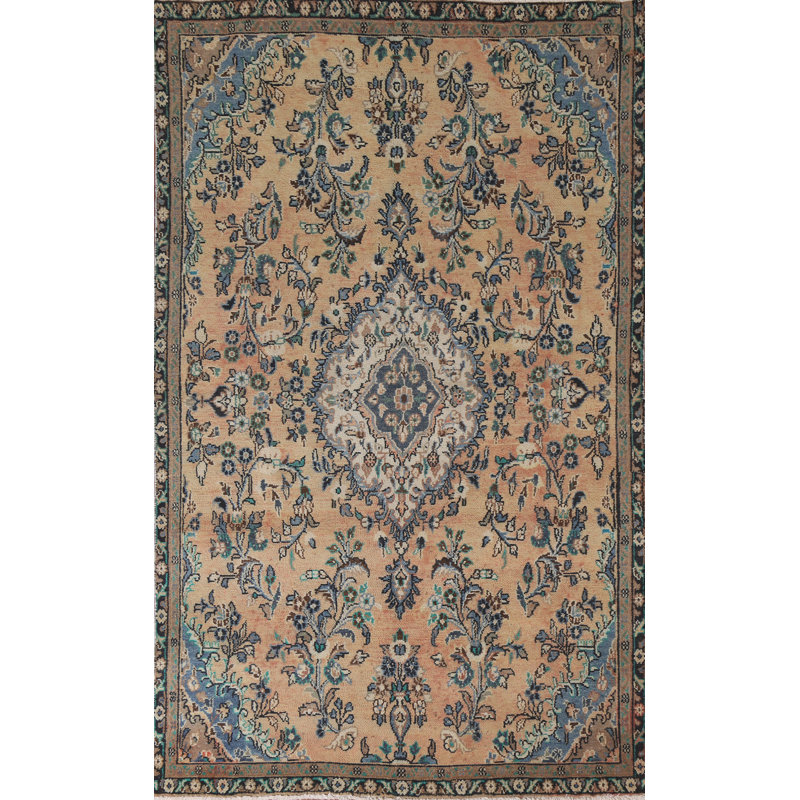 Tapis traditionnel floral 5 x 8