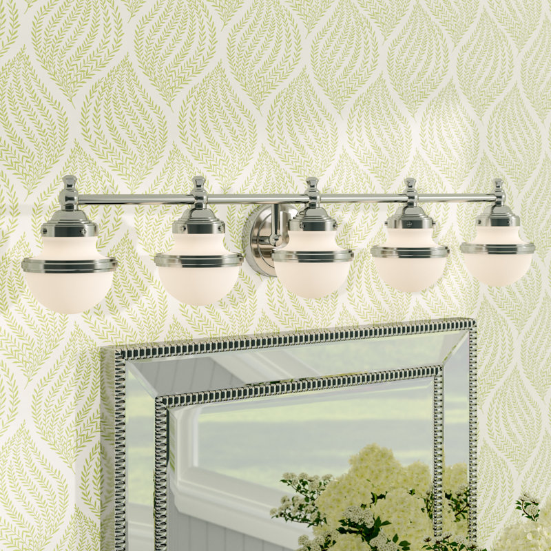 Éclairage pour meuble-lavabo à intensité variable Aseret, H 8,25 po x l 42 po x P 7,25 po, 5 lumières, Nickel brossé