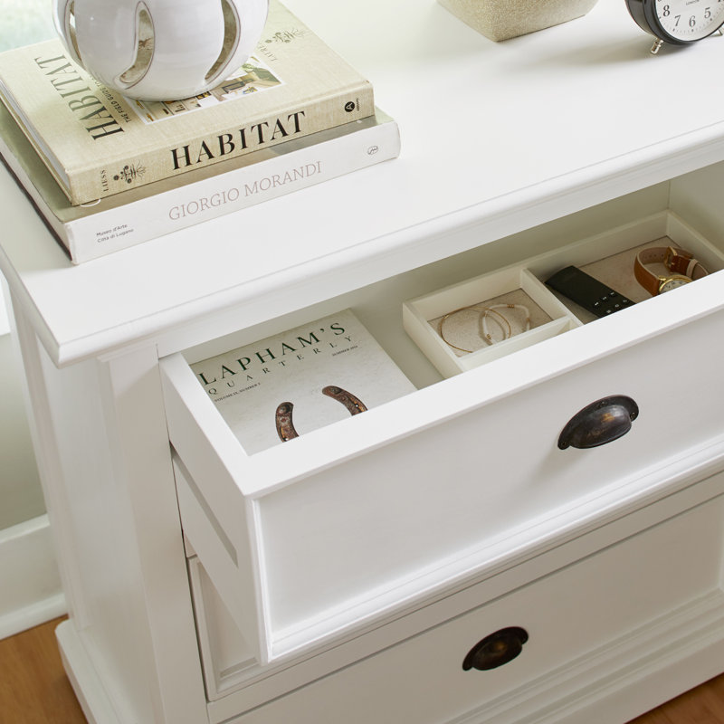 Avelar 31.89'' W Nightstand