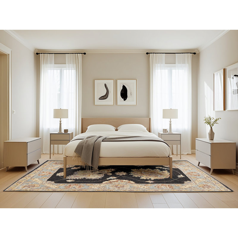 Caryann Oriental Indoor Rug, Rectangle 5' x 8'