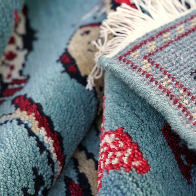 Fish Design Wool Area Rug