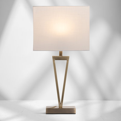 Airianna TABLE LAMP CW LINEN SHADE